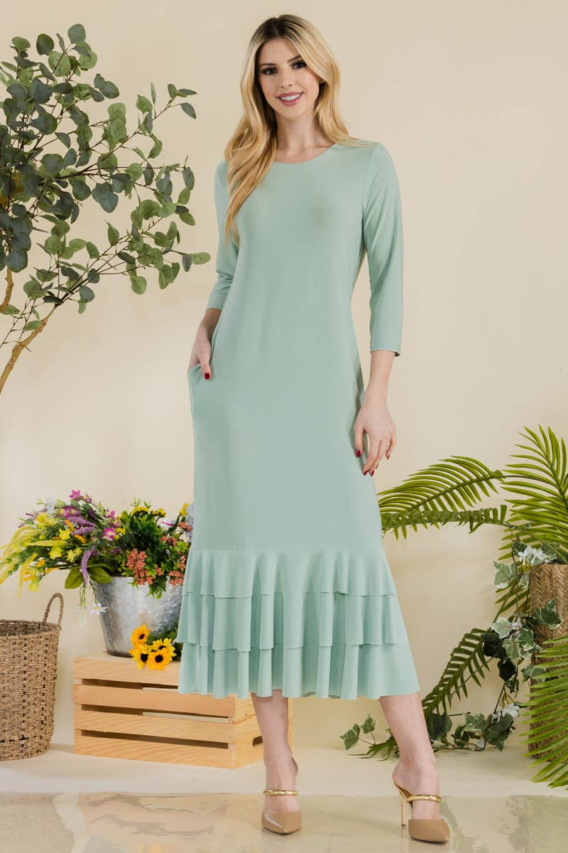 Celeste Clothing – Großhandel Kleid – Damen – Großgrößen-Midikleid mit gestuften Rüschen und 3/4-Ärmeln16