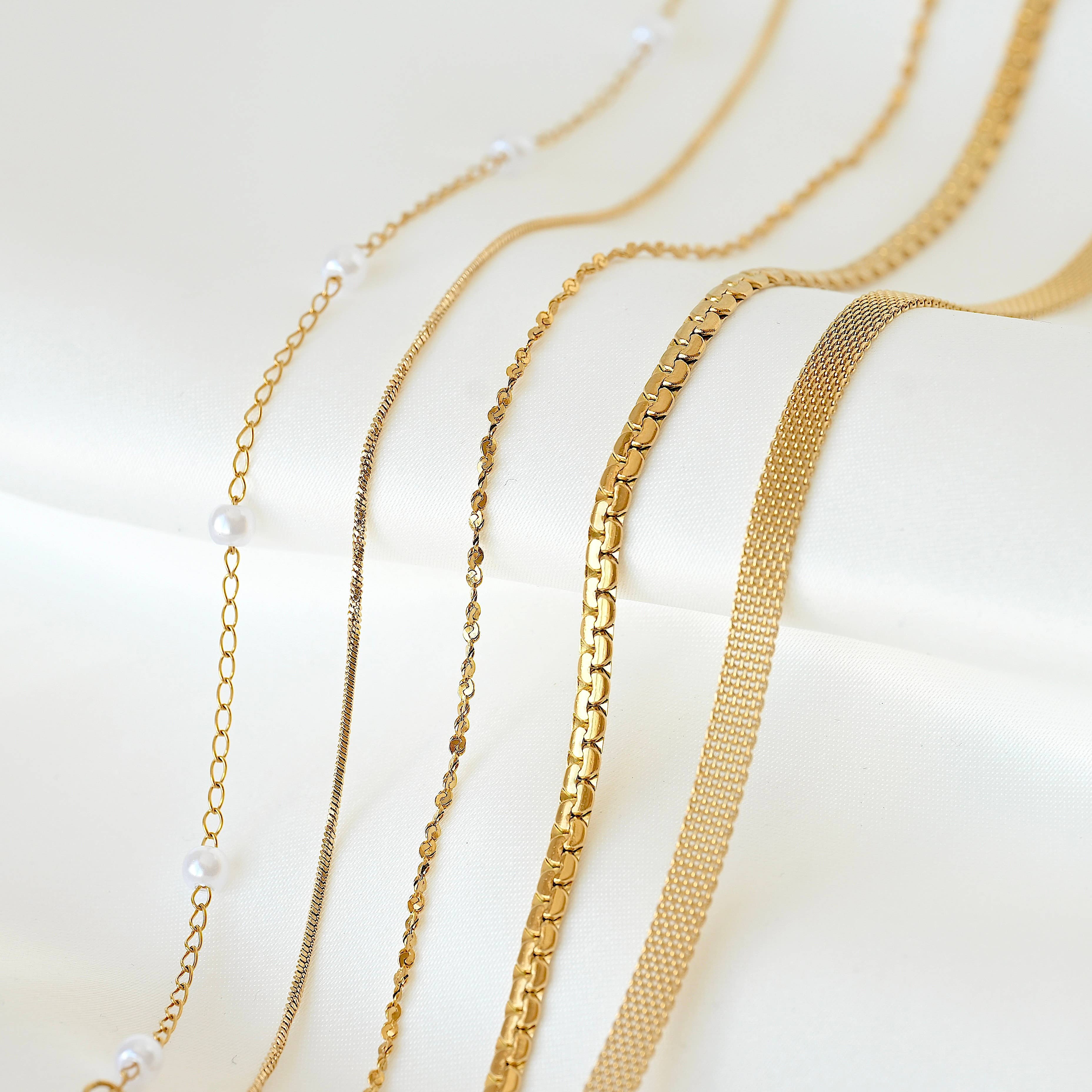 Blueyejewelry - Wholesale Link & Chain Necklace - Specialty Chain Necklaces - Waterproof Gold Chains12