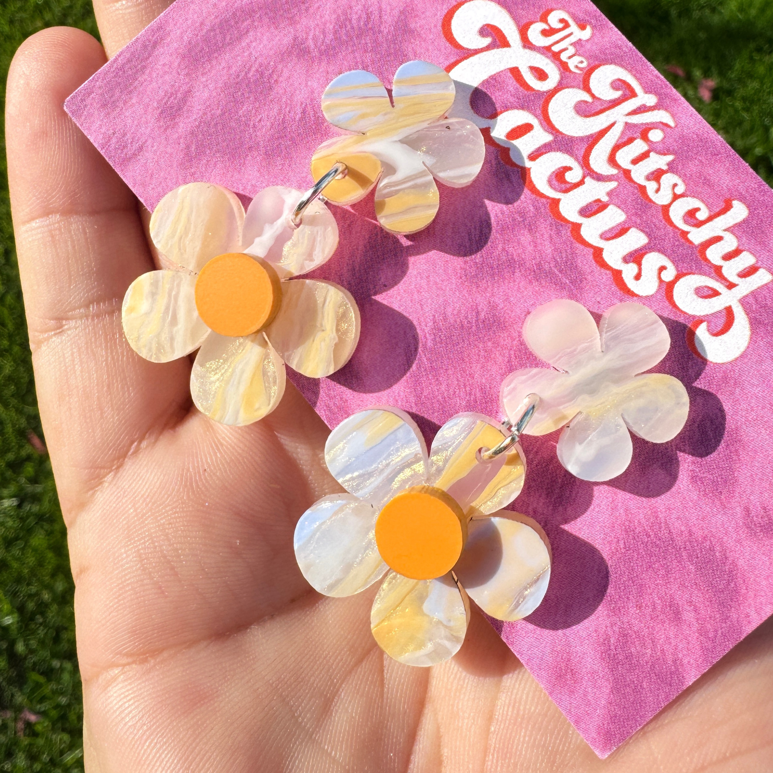 The Kitschy Cactus - Wholesale Dangle Earrings - Rhiannon-Acrylic Flower Earrings1