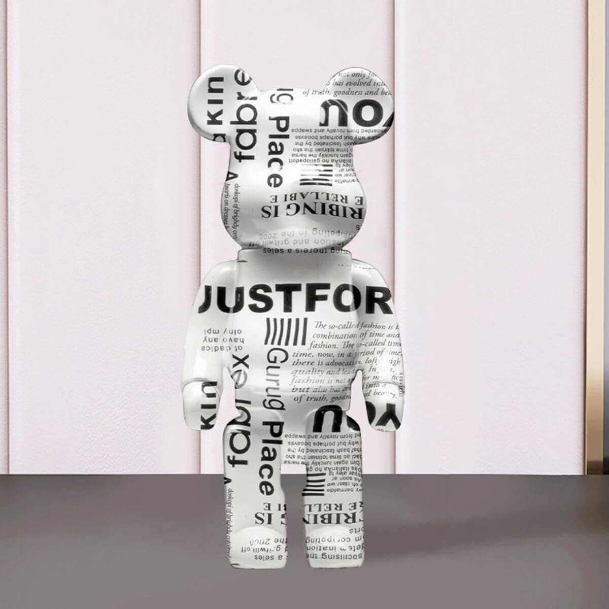 Moderny - Wholesale Decorative Figurine - Street Art Bear Figurine5