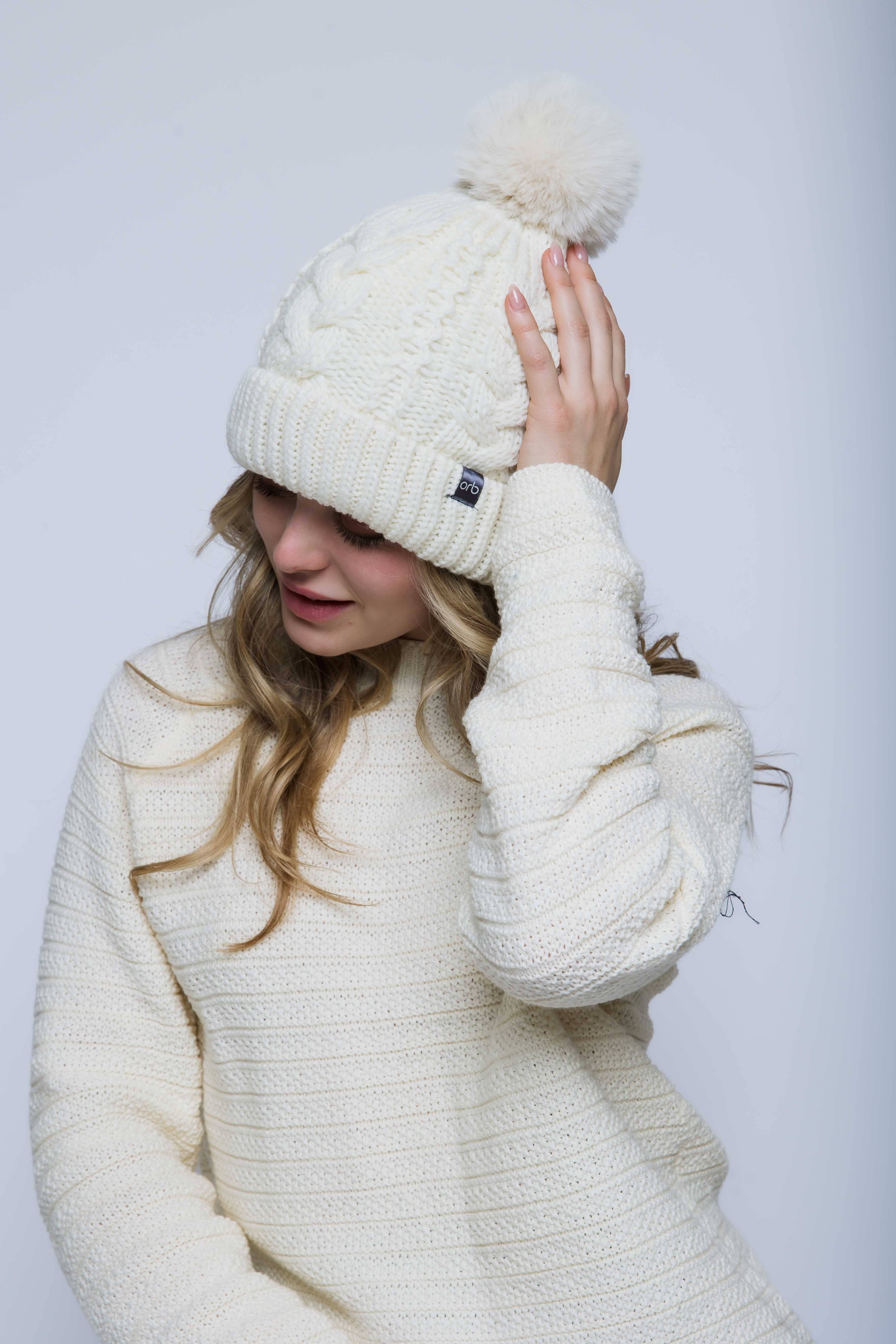 ORB – Engroshandel Beanie - Dame – Foret hue med skumfiduskabler6