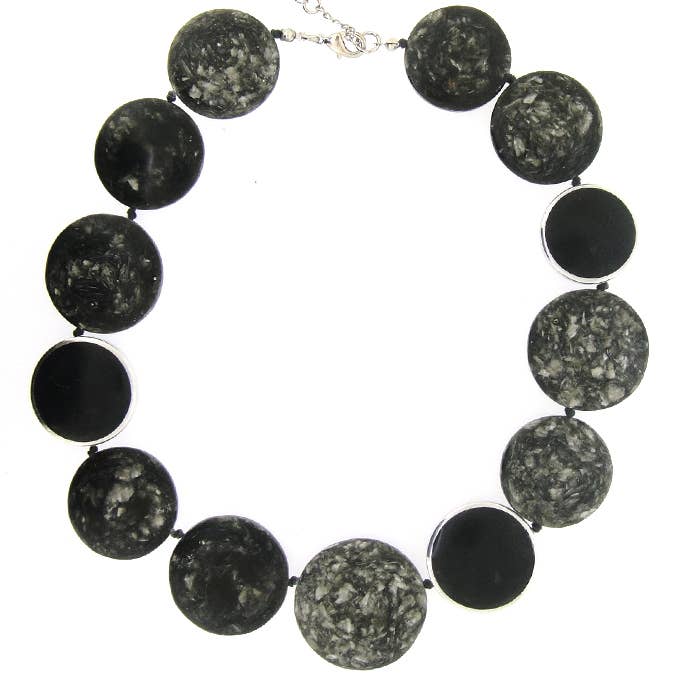 collana in materiale naturale per la vendita all'ingrosso da parte di Culture Mix