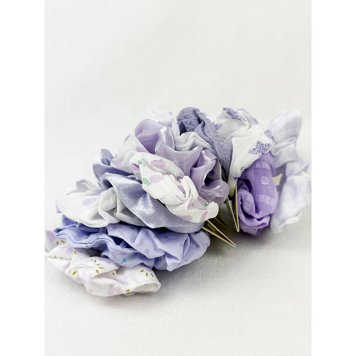 MÉLANGER LA COULEUR Ensemble de chouchous en tissu assortis palette lavande en vente sur Faire6