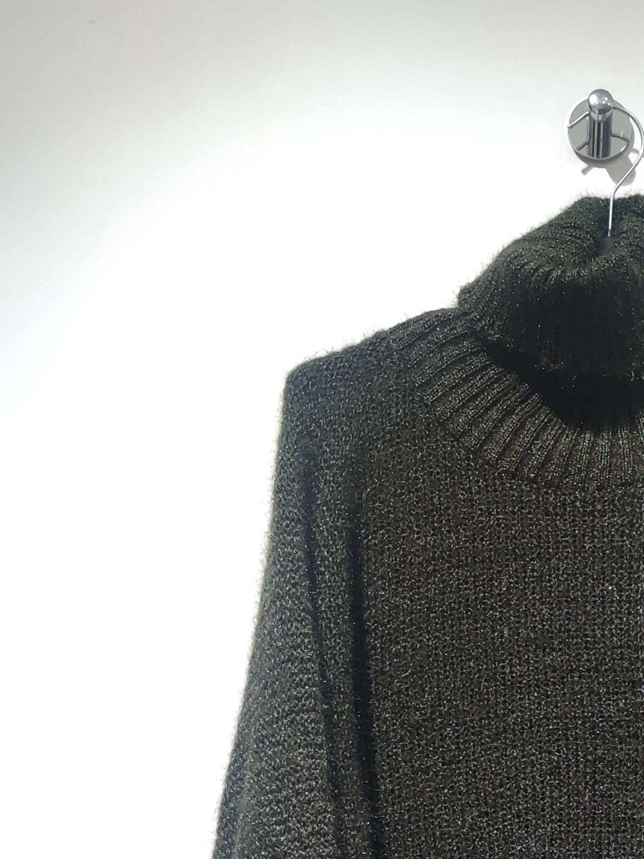 Pomelo paris – Großhandel Strickpullover – Damen – CANDY Rollkragenpullover AH2612