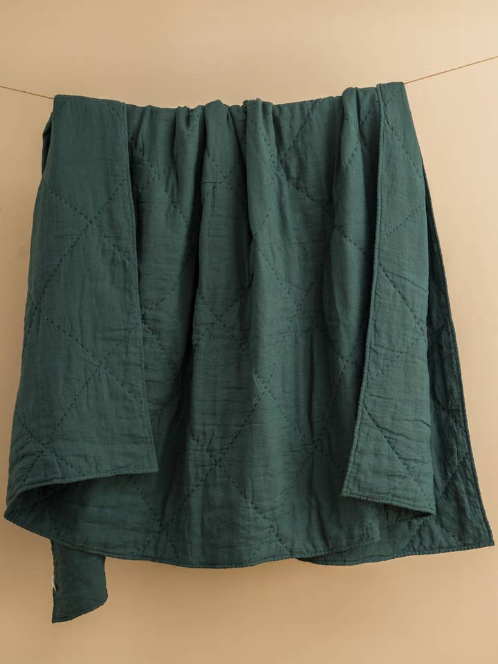 Soft Monotone Hand Quilted Quilt – Cozy Winter Warmth for wholesale by Live Linen