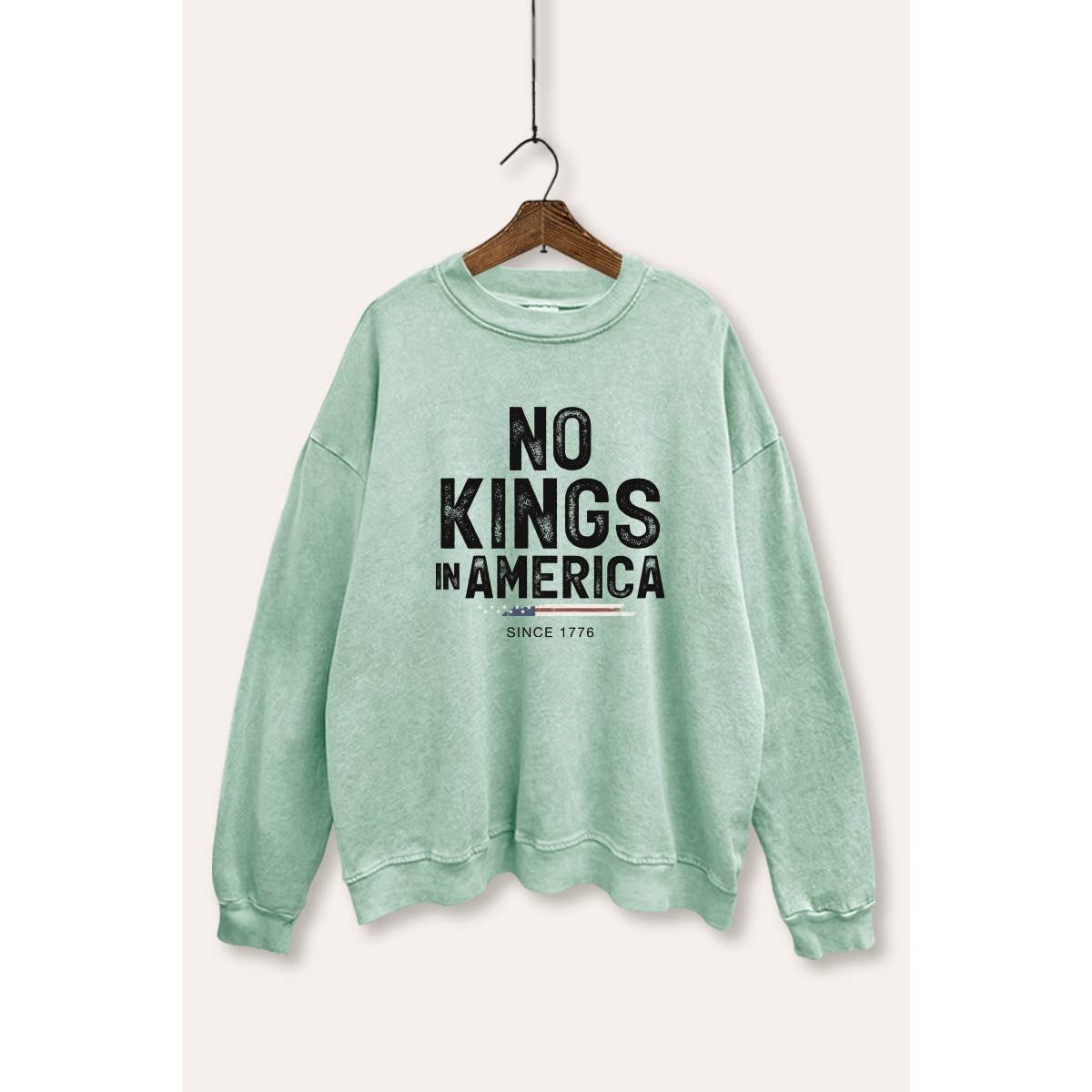 VINTAGE POINT USA - Wholesale Graphic Sweatshirt - Women's - NO KINGS IN AMERICA MINERAL WASH GRAPHIC SWEATSHIRT9