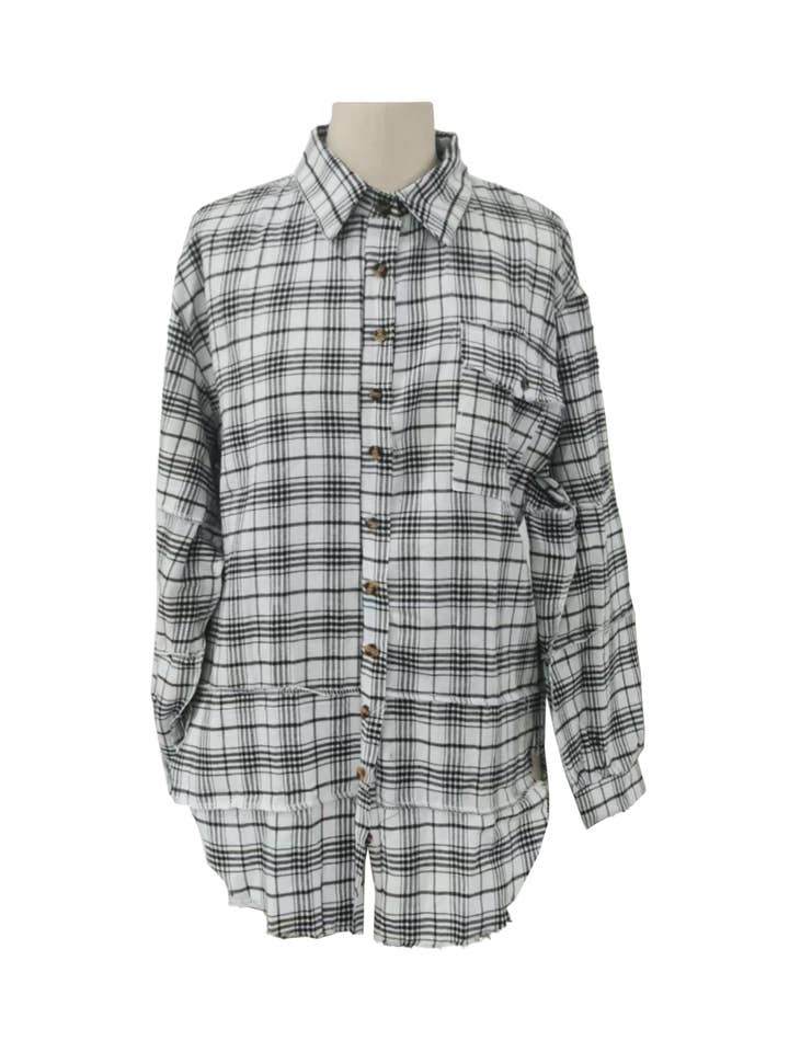 Rosa Clothing - Wholesale Shirt - Women's - Oversize Button Down Raw Edge Plaid Shirt 8 Colors6