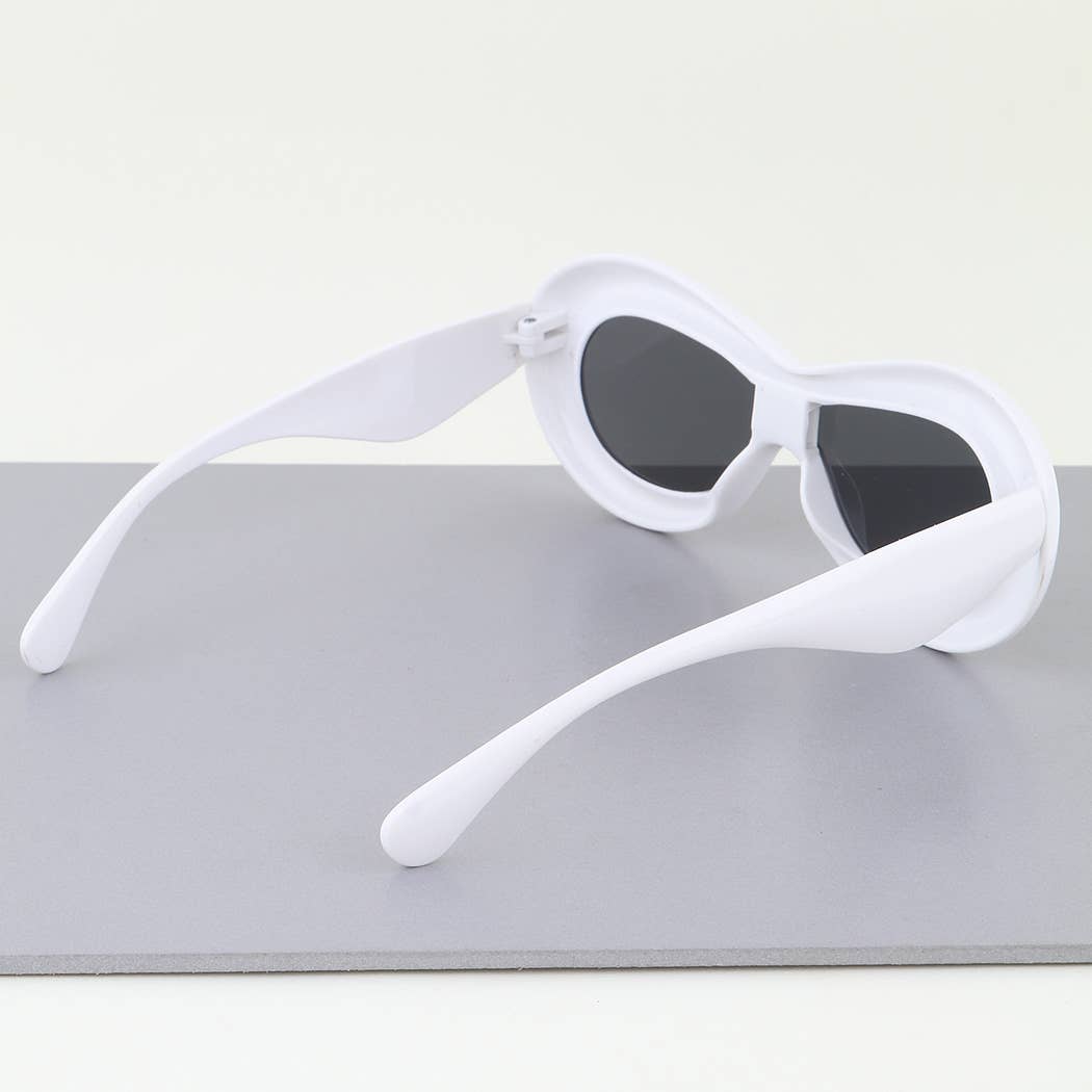 MIX KIDS Cloudy Frame Sunglasses for wholesale on Faire2