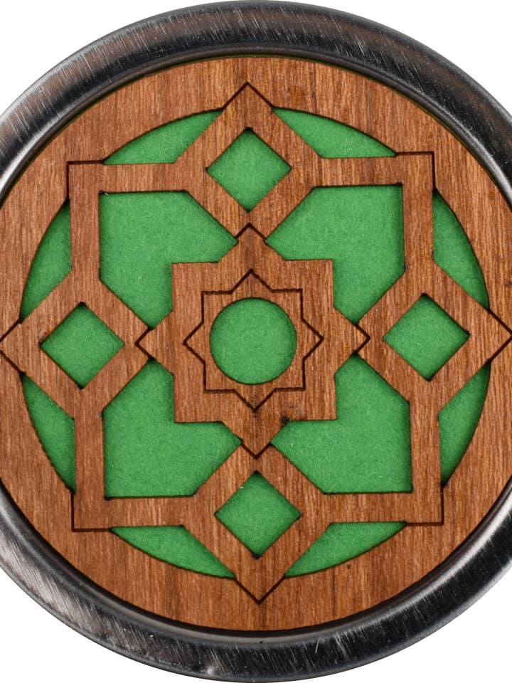 Caixa de sonhos de madeira e metal com vitral por atacado de Woodcutts Inc.