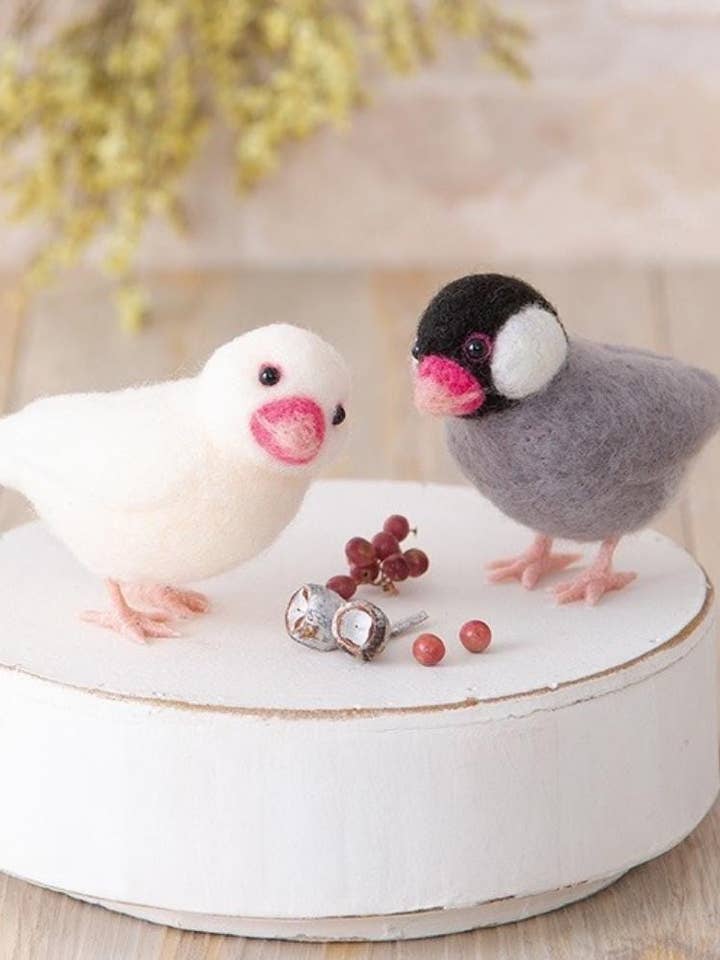 Japanese Needle Felting Kit: DIY Wool Felt Java Sparrows for wholesale by 「FUNJI」In Japan