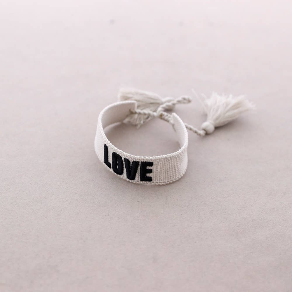 Sonata - Wholesale Snap Jewelry - Macrame Love Bracelet2