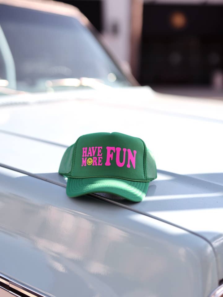 Divertiti di Più - Cappellino da Camionista (Verde Kelly) per la vendita all'ingrosso da parte di Jadelynn Brooke