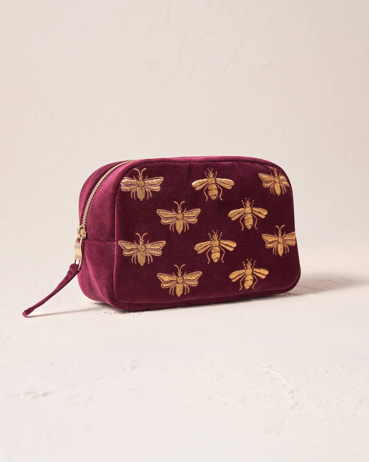 Elizabeth Scarlett Ltd – wholesale Make-up/cosmetic bag – Honey Bee Makeup Bag12