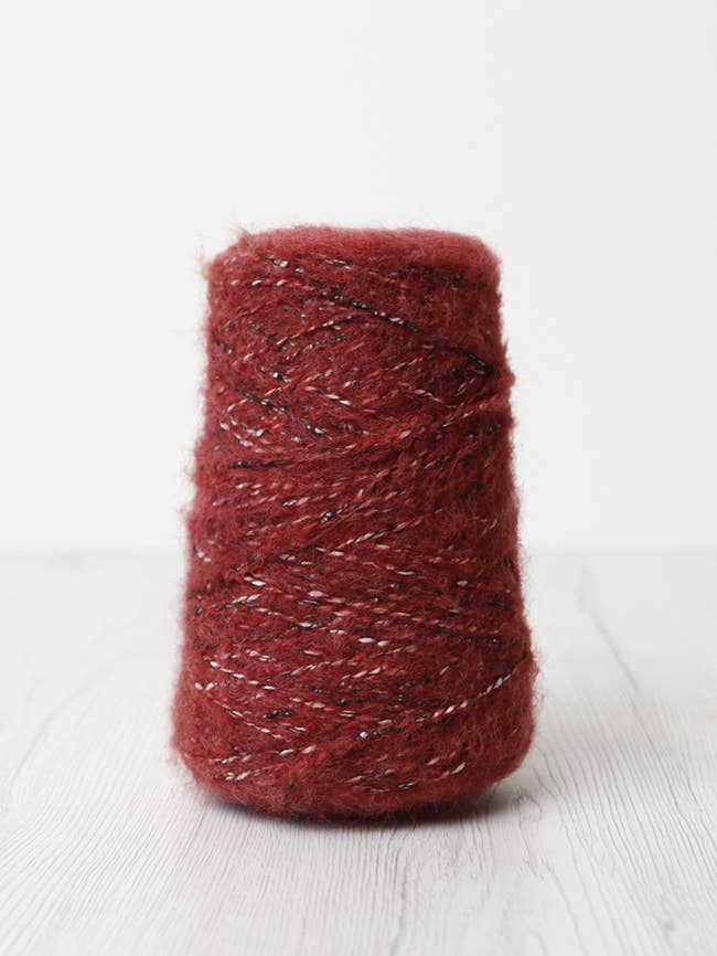 DHG - Wholesale Yarn - CAPE TOWN 250g yarns - recycled yarns OUTLET6