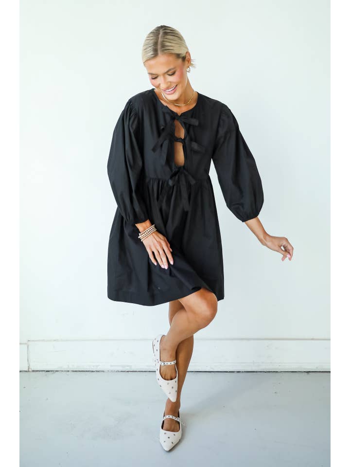 Noir Robe Babydoll Mini Noire à Nœud Définition Mignonne en vente sur Faire8