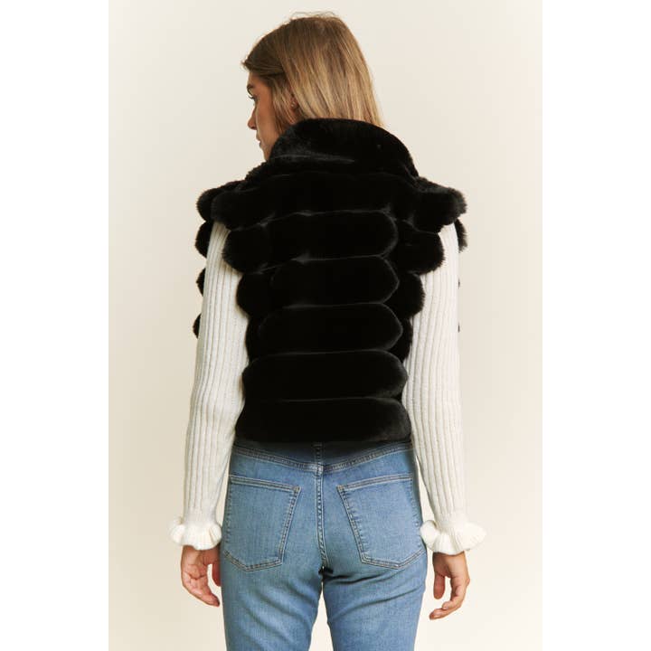 Sweet Generis - Wholesale Jacket - Women's - CROP STRIPE FUR HIGH NECK OPEN FRONT PUFFER VEST9