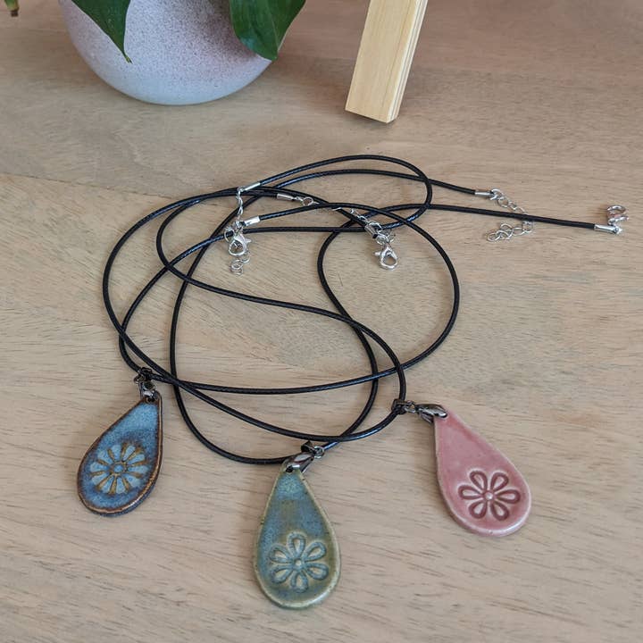 LES POTERIES DE SHAKTI - Wholesale Pendant/Charm Necklace - “Midnight” blue drop ceramic necklace2