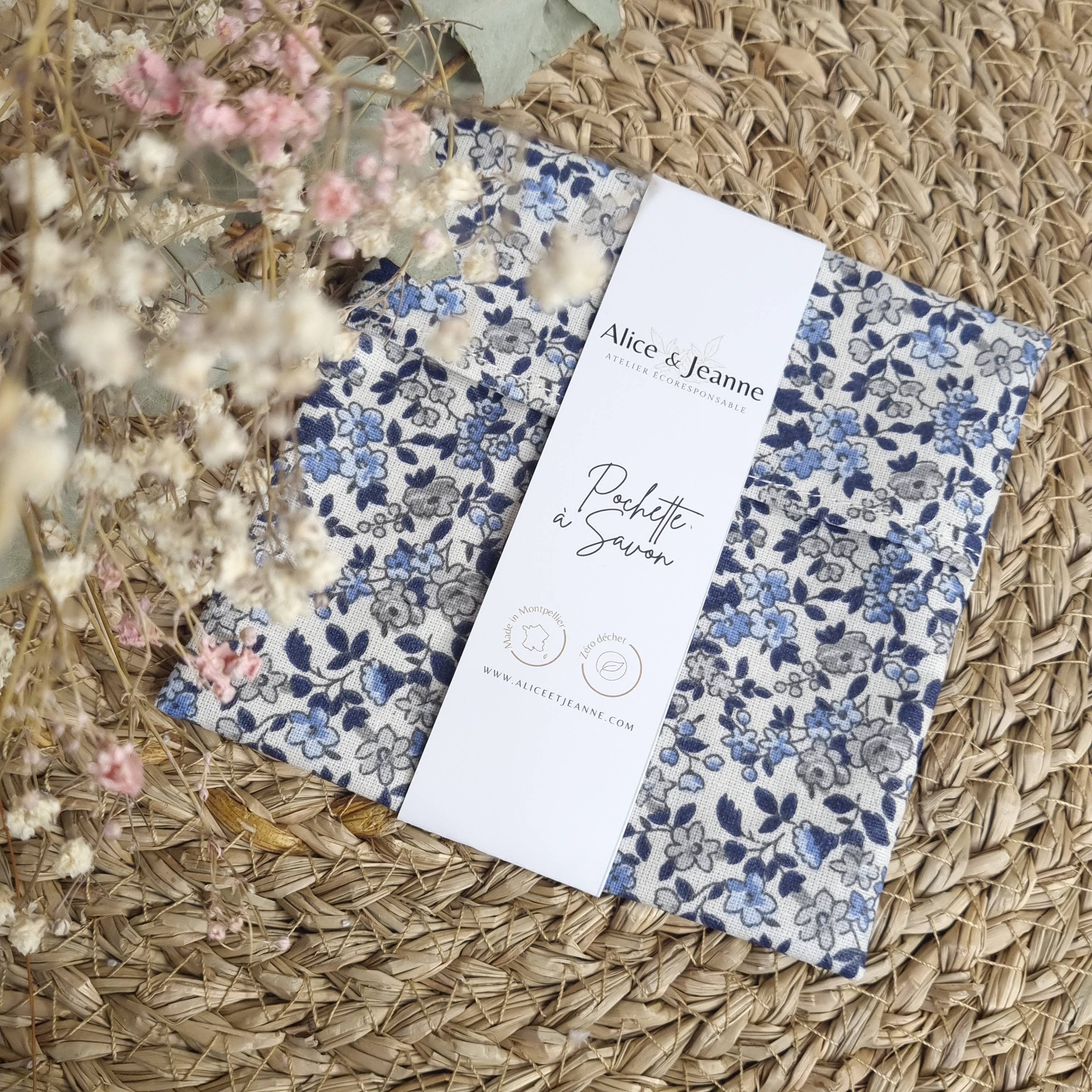 Louise soap pouch for wholesale by Alice et Jeanne