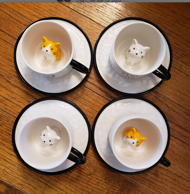 Green Pastures Wholesale - Vendita all'ingrosso Tazza da tè/caffè - Set di 4 tazze da tè in ceramica con gatti e piattini in 4 colori3