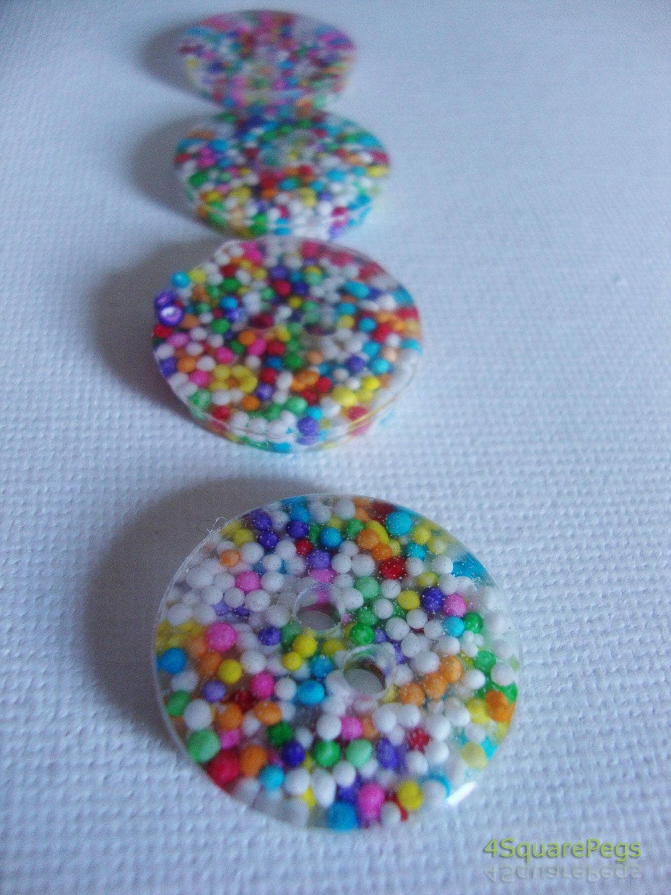 ButtonTHIS - Wholesale Craft Supplies - Handmade Resin Buttons, Rainbow Sprinkle Buttons, Buttons for Sewing, Craft Supplies, Buttons for Cardigan, Unique Buttons for Knitting DIY4
