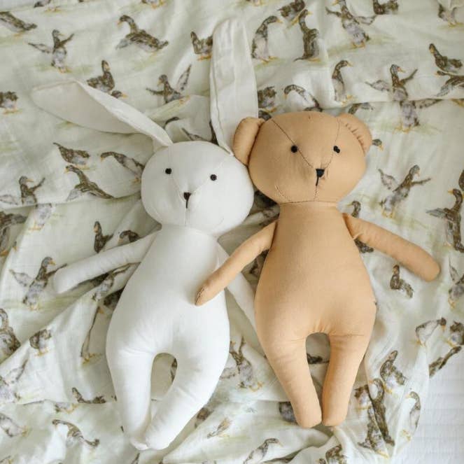 Annie & Charles - Wholesale Stuffed/Plush Toy - Kids & Baby - Annie & Charles® cuddly toy BEAR and hare2