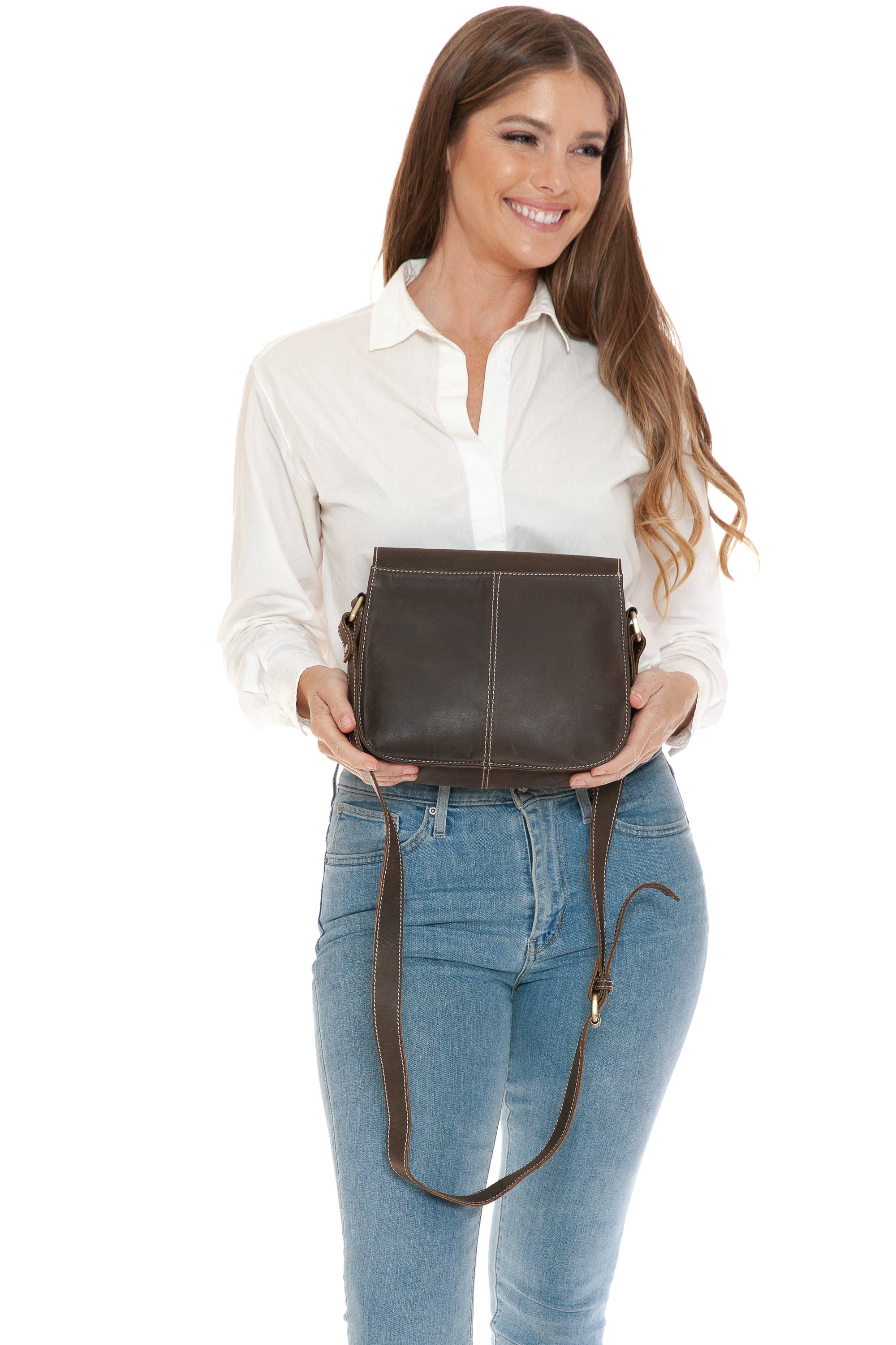 Leather Impressions Inc - Wholesale Crossbody Bag - Women's - Hunter Leather Flap Over Saddle Bag10