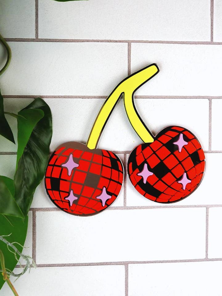Disco Cerises Miroir - Rouge pour la vente par Printed Weird