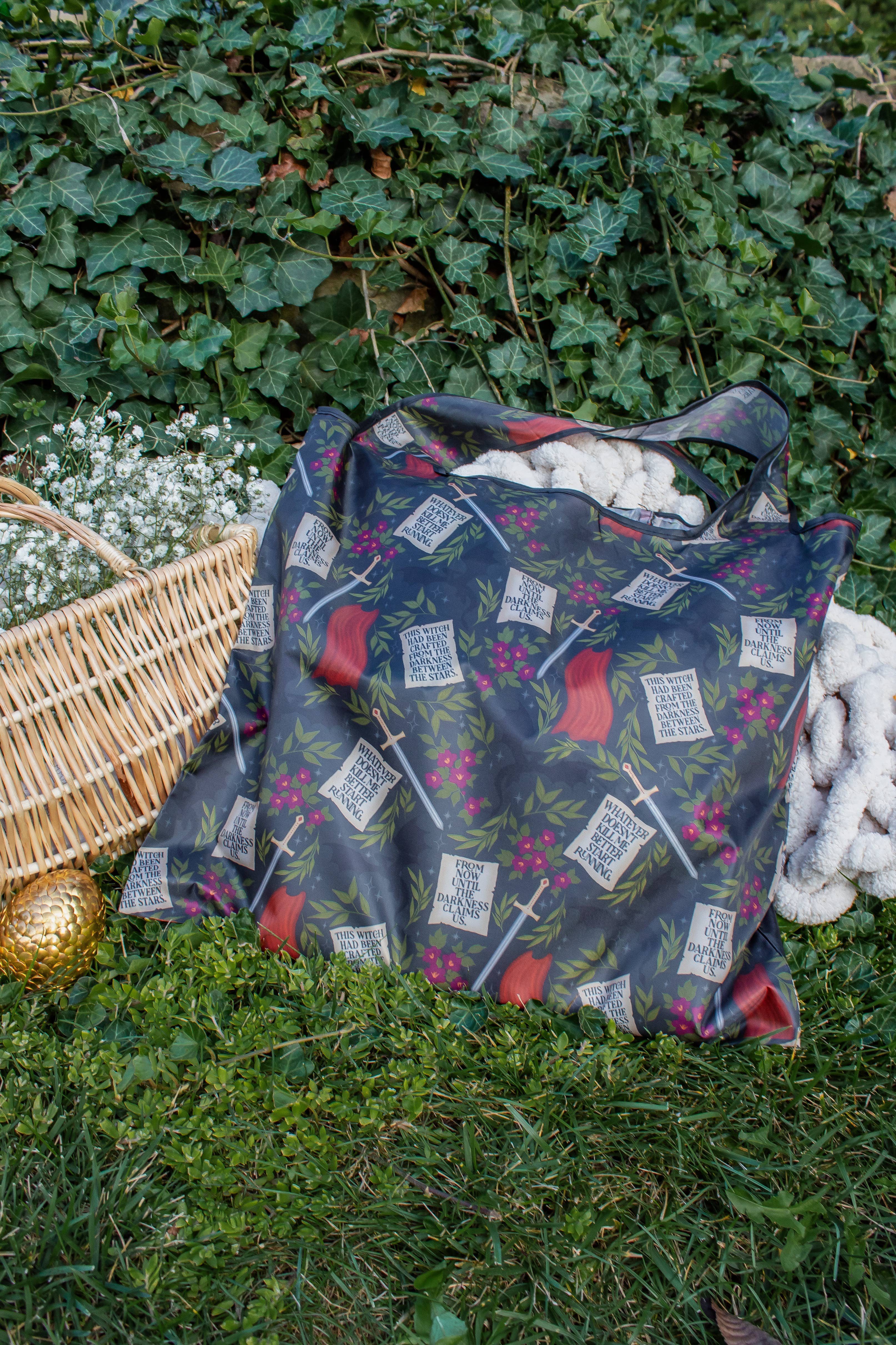 Meaggie Moos - Wholesale Grocery/Shopping Bag - Throne of Glass Manon | Reusable Bookish Grocery Tote Bag