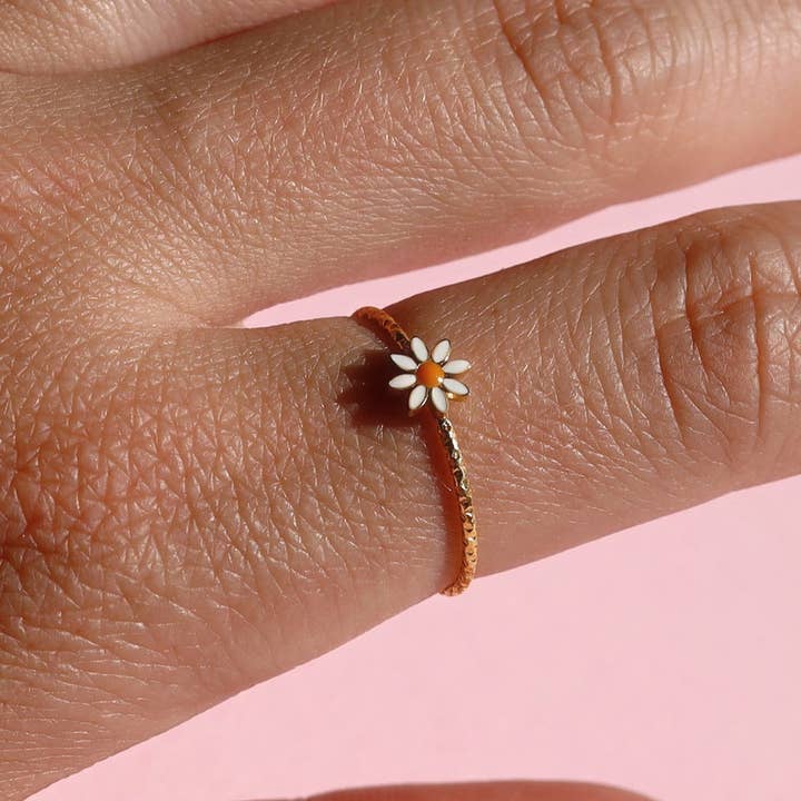 MeloMelo - Wholesale Band/Stacked Ring - April - Enamel Daisy Ring