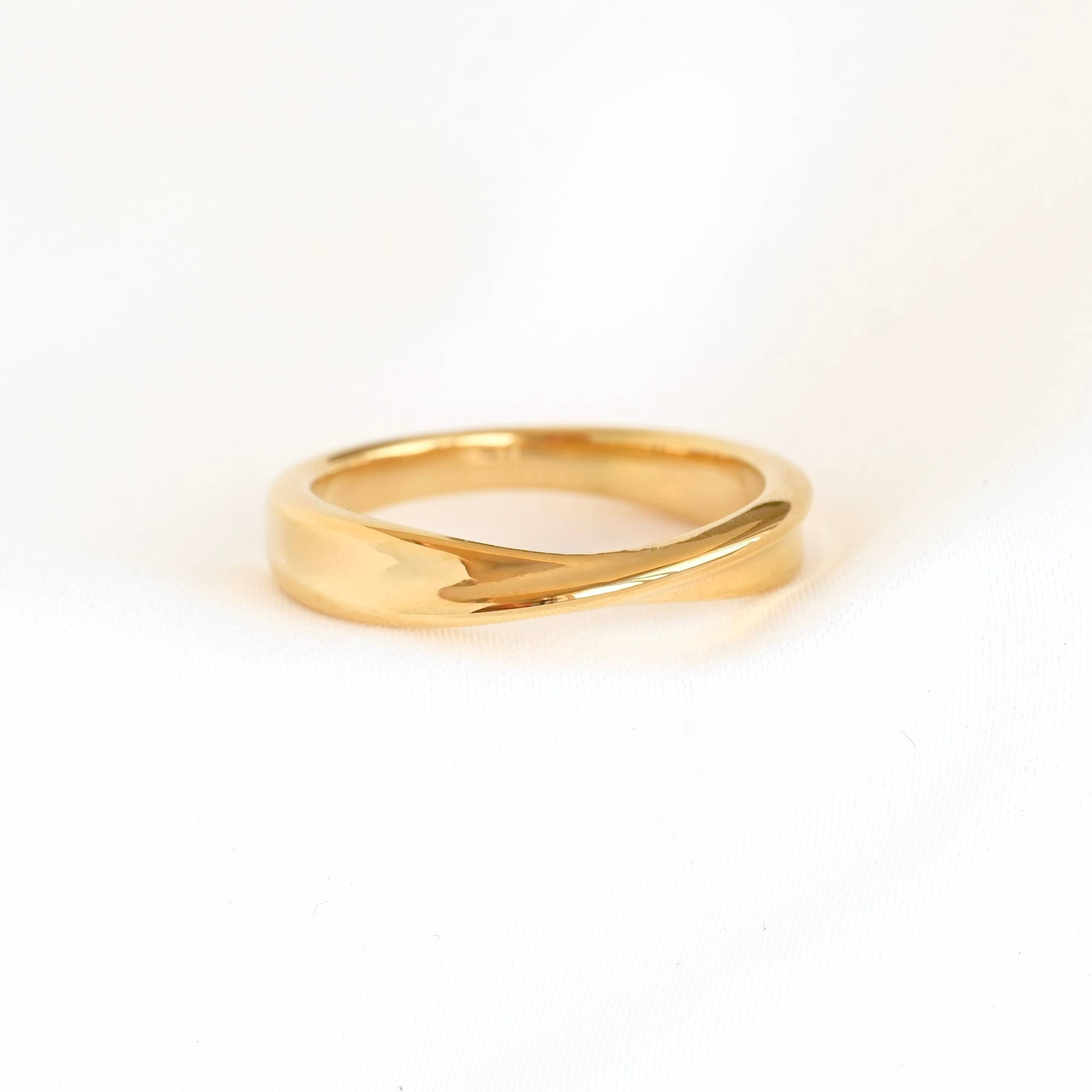 Blueyejewelry - Wholesale Band/Stacked Ring - Gold Crossover Ring - Twisted Ring - Crossover Stacking Ring2