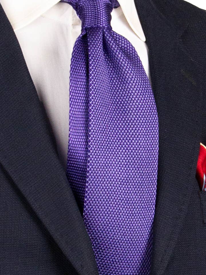 Cravatta Tricot in Maglia di Seta Viola Lavanda Fantasia TRI851 per la vendita all'ingrosso da parte di Graffeo Cravatte