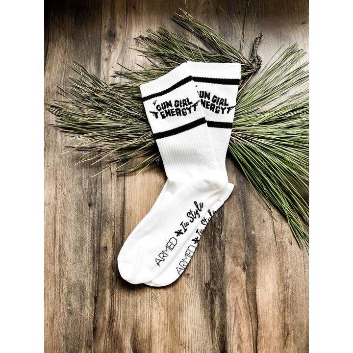 Calcetín de Tubo Energía de Chica con Pistola para venta al por mayor de Armed In Style