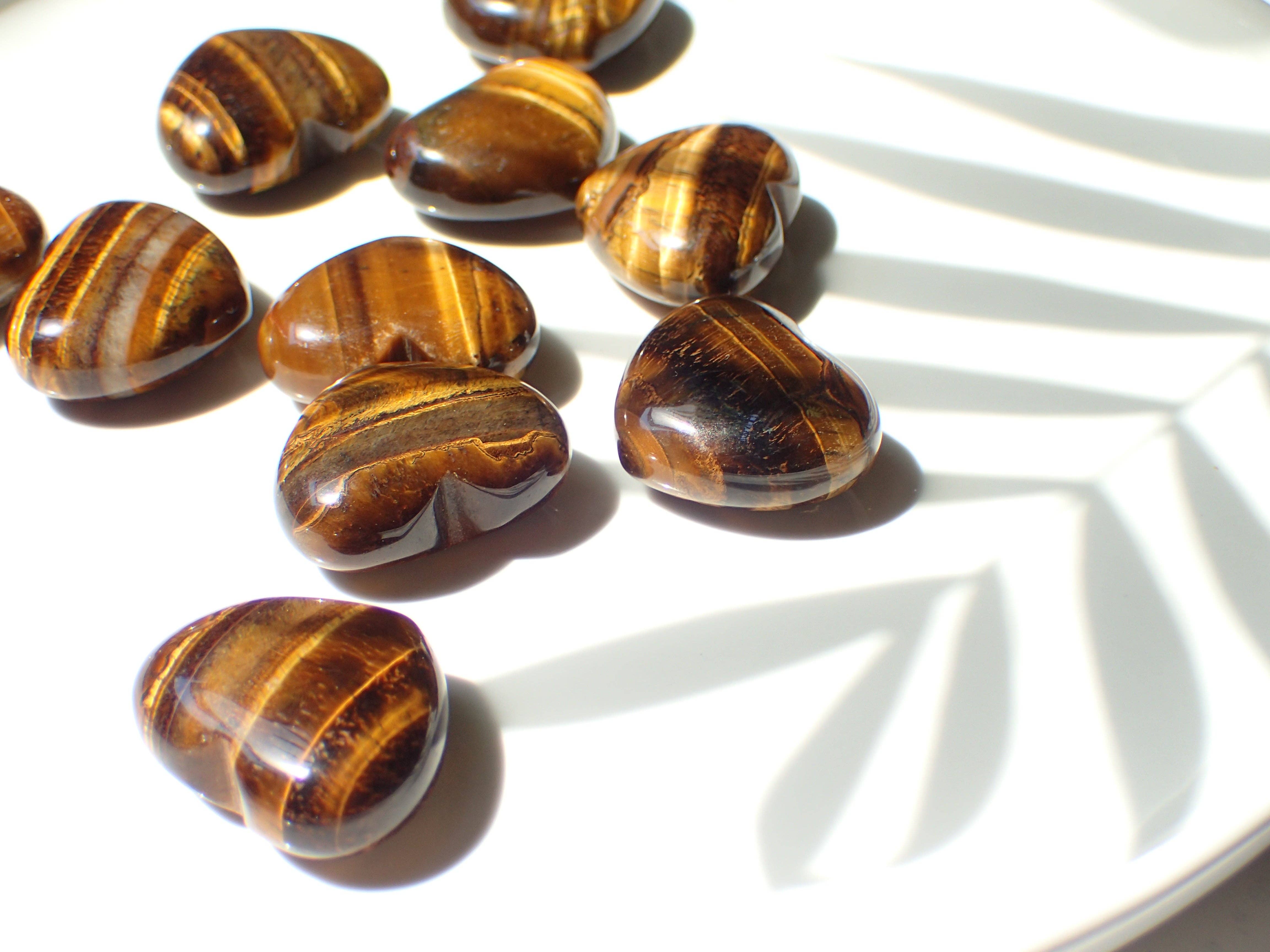 Mademoiselle Moana - Wholesale Spirituele steen/kristal - Steen hart - Tijgeroog1