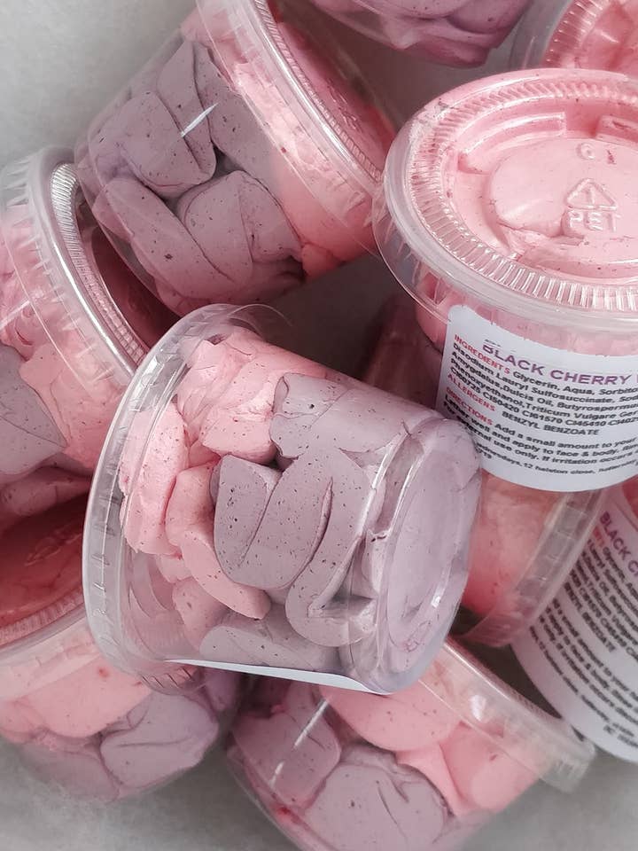 Amostra de Sabonete Batido de Cereja Preta Sabonete Batido por atacado de Witchy Wednesdays