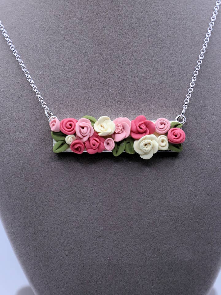 Roses for wholesale by Irene and Xenia