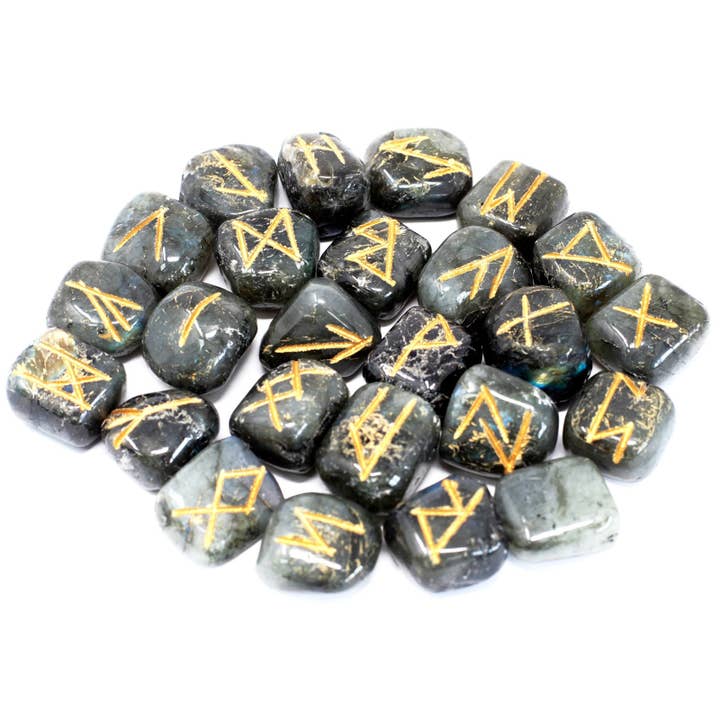 Rune-50 - Runes Stone Set in Pouch - Labradorite for wholesale by AWGifts Europe