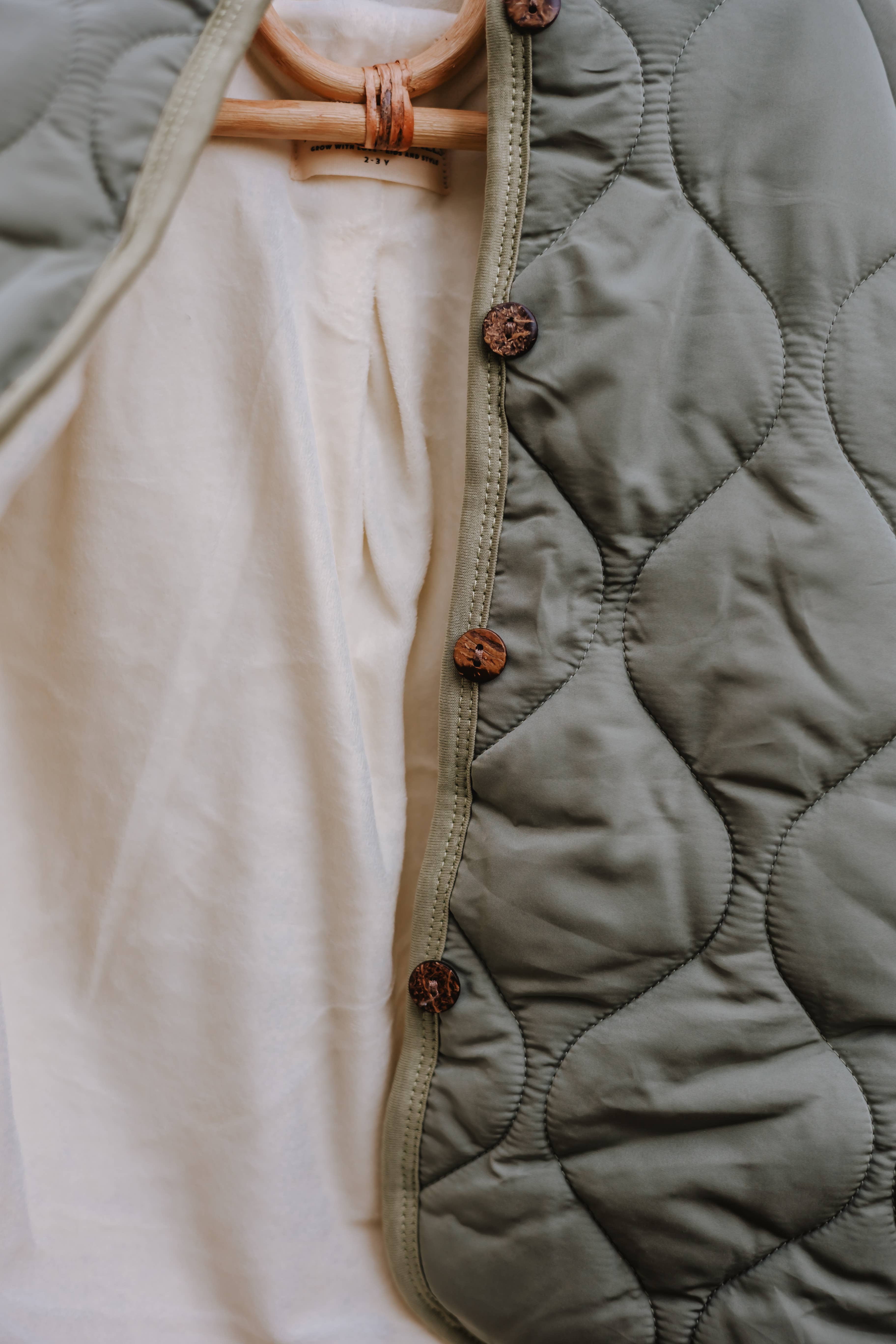 Annie & Charles - Vendita all'ingrosso Giacca - Bambini - Giacca trapuntata soffice Annie & Charles® Jack con pile13