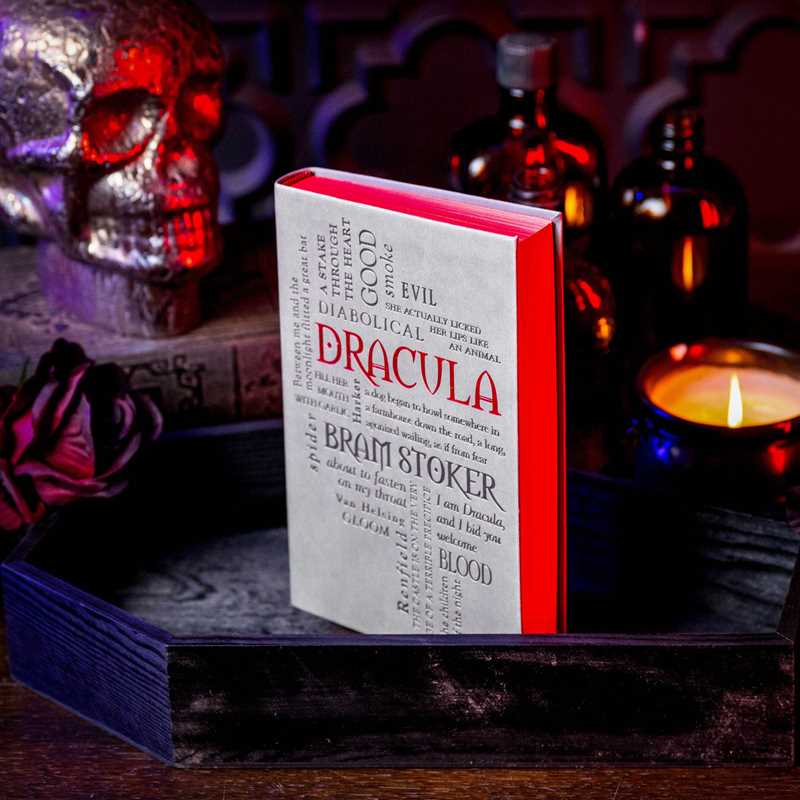 Simon & Schuster - Wholesale Horror & Paranormal - Dracula by Bram Stoker6