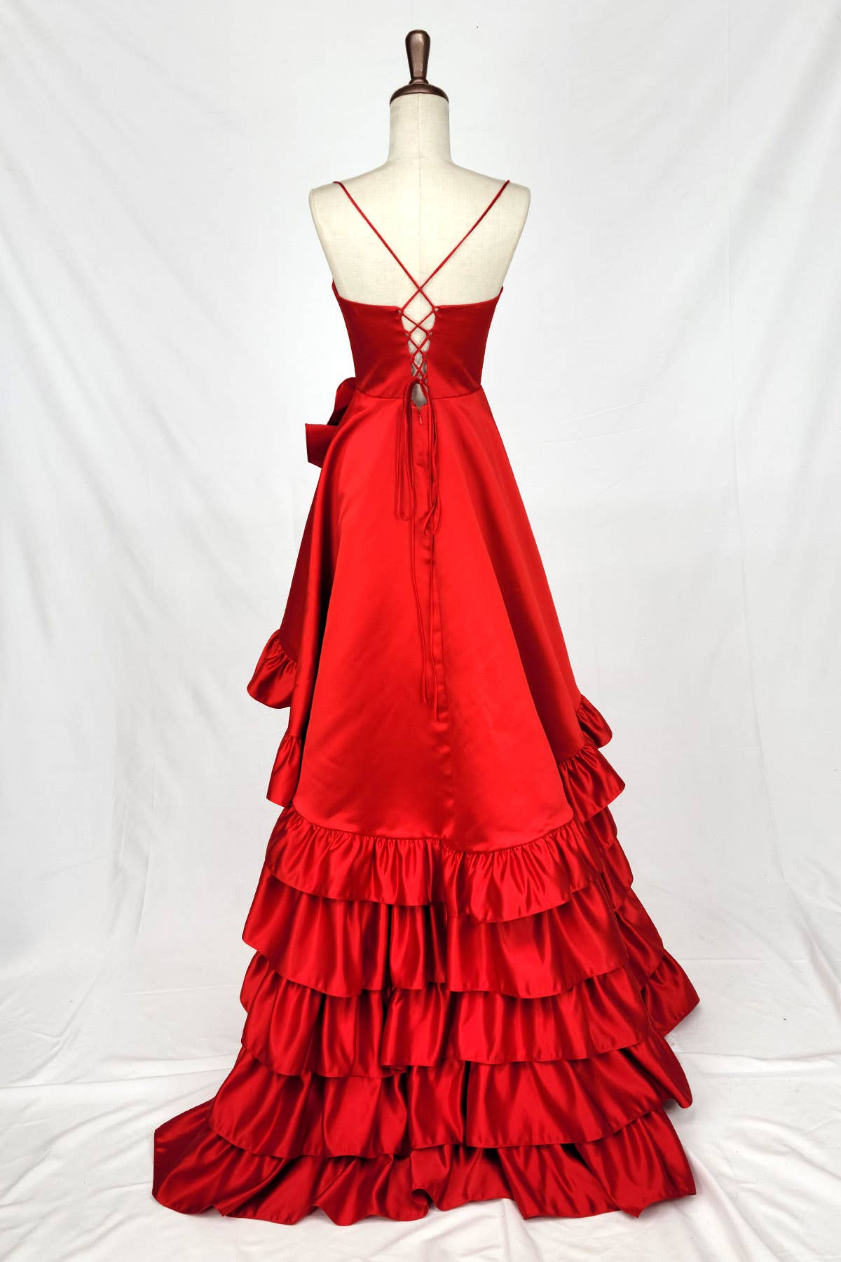 Chicas - Vendita all'ingrosso Vestito - Donna - Abito lungo con gonna arruffata. C82616