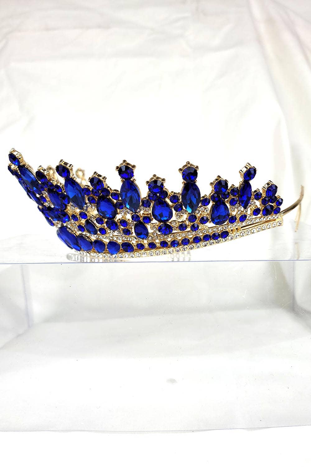 Chicas - Wholesale Tiara - Women's - One Size Fits All Tiara With Jewels HT93230