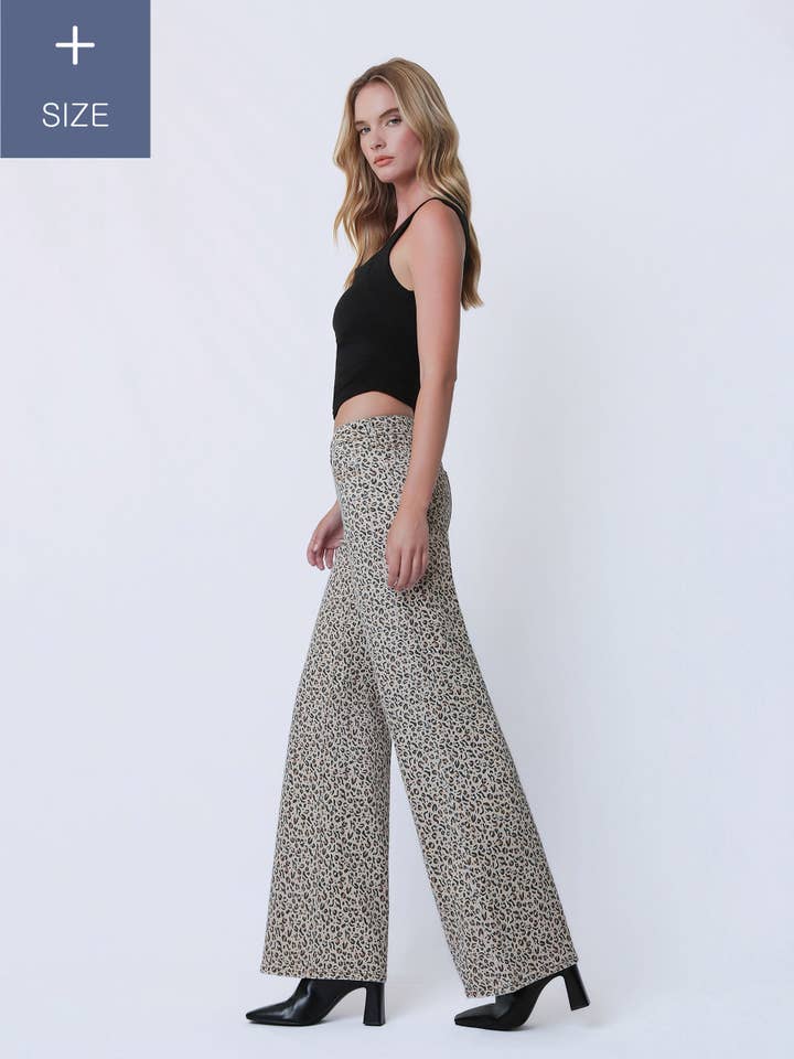 PLUS SIZE MID RISE LEOPARD PRINT WIDE LEG JEANS LV2178LPD-P for wholesale on Faire2
