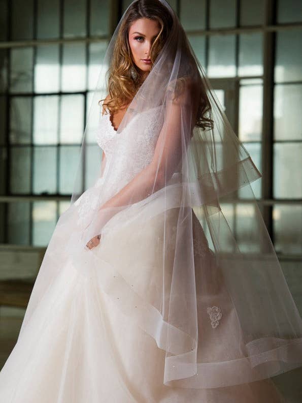 Velo de Crin de Caballo Ancho de Dos Niveles de Fantasía para Vals para venta al por mayor de Ariel Taub