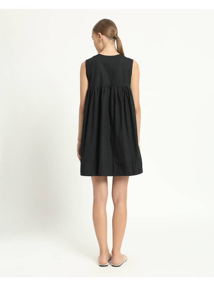 Thevasa - Wholesale Dress - Women's - The Jois Noir Cotton Dress4