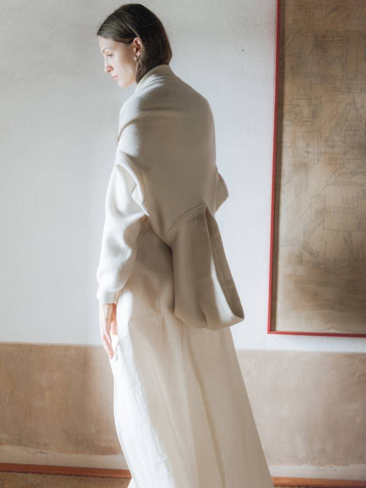 Lèmme - Wholesale Hoodie - Women's - Lambswool Cropped Hoodie13