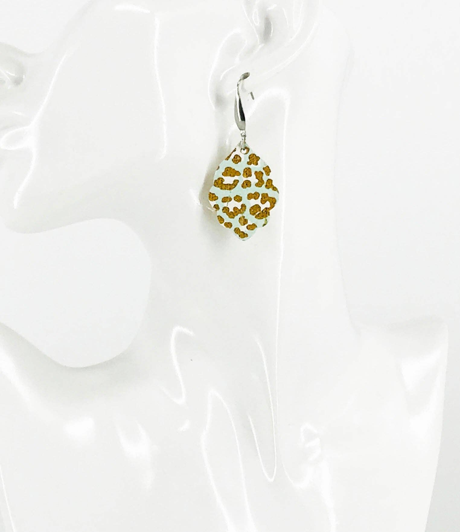 Magnolia & Peach Jewelry Boutique, LLC - Wholesale Dangle Earrings - Genuine Leather Earrings - E19-29311