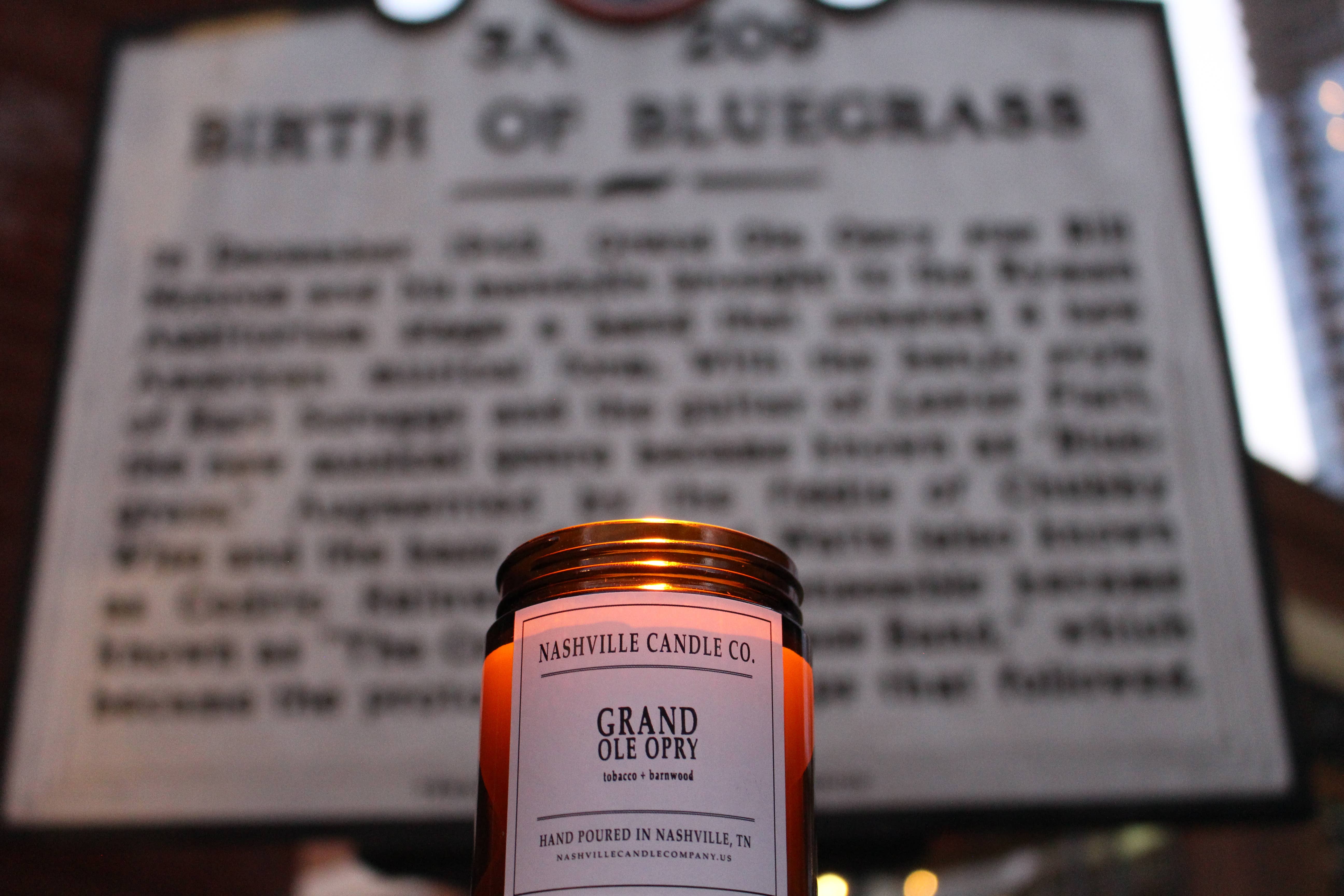 Nashville Candle Company - Venta al por mayor Velas en tarros - Grand Ole Opry | Tabaco + Barnwood2