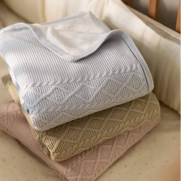 Polar Braid Blanket for wholesale by Titibela