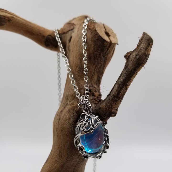 CHAKRA JEWELRY - Wholesale Pendant/Charm Necklace - Vintage Moonlight Stone Necklace