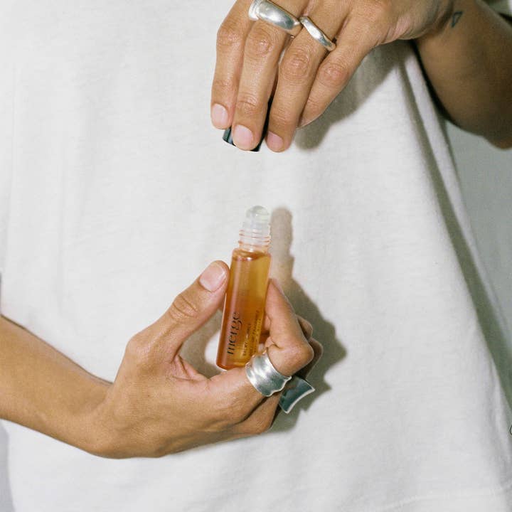 Merge - Wholesale Roll-On Fragrance - Balmy Summer Roll-On Perfume Oil2