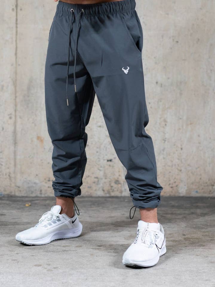 Pantaloni da allenamento Cerus Grey Proctor per la vendita all'ingrosso da parte di Cerus Clothing